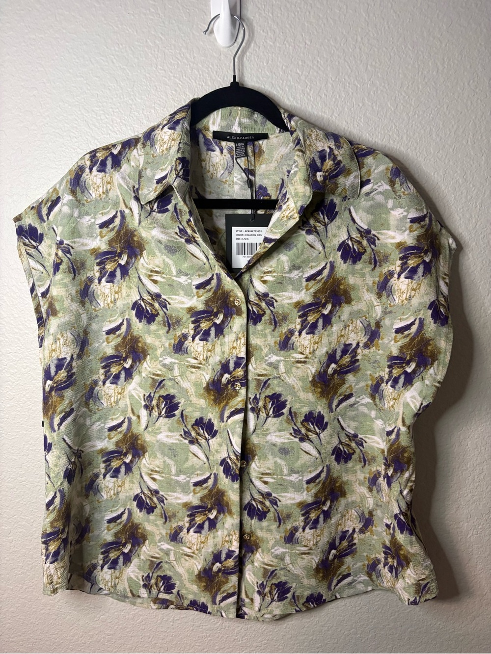 Green Floral Button-Front Tunic